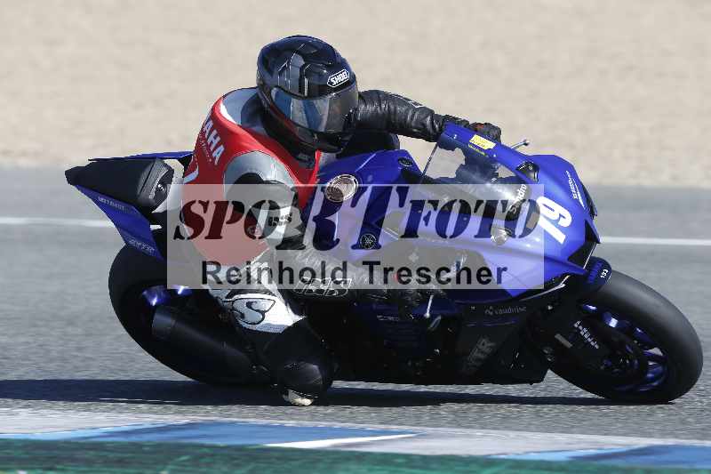 /Archiv-2024/02 29.01.-02.02.2024 Moto Center Thun Jerez/Gruppe gruen-green/79